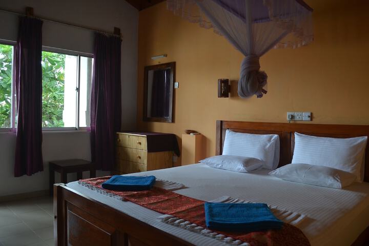 Room 7 of 39