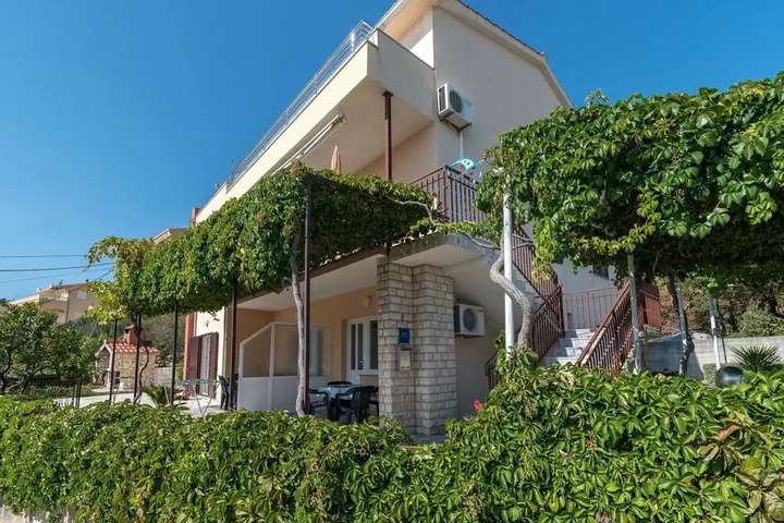 Vin 40 m From sea A1