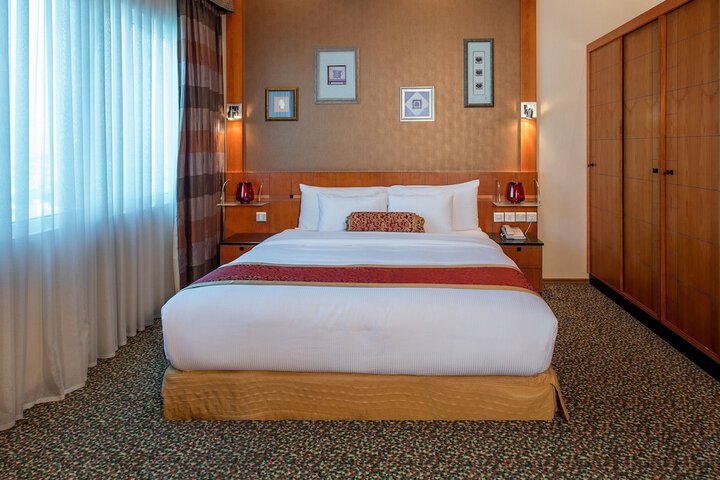 Room 14 of 45