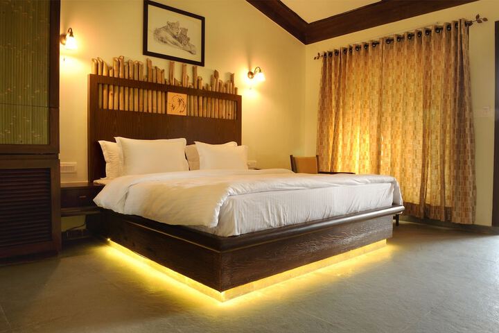 Room 4 of 79