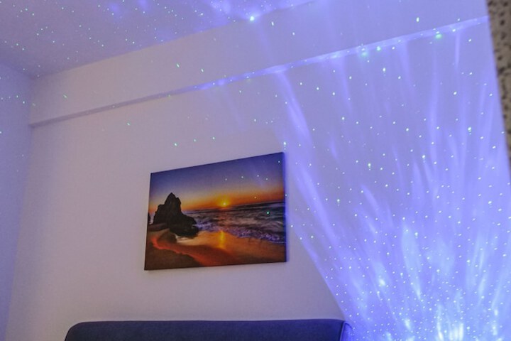 Room 15 of 62