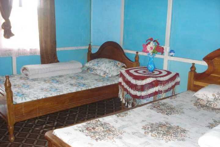 Room 12 of 13