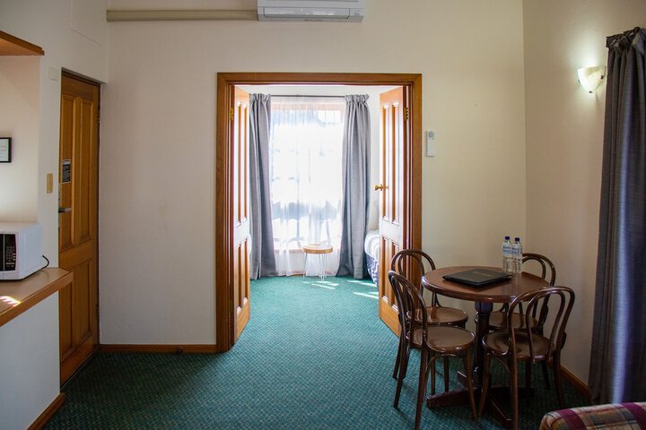 Room 35 of 64