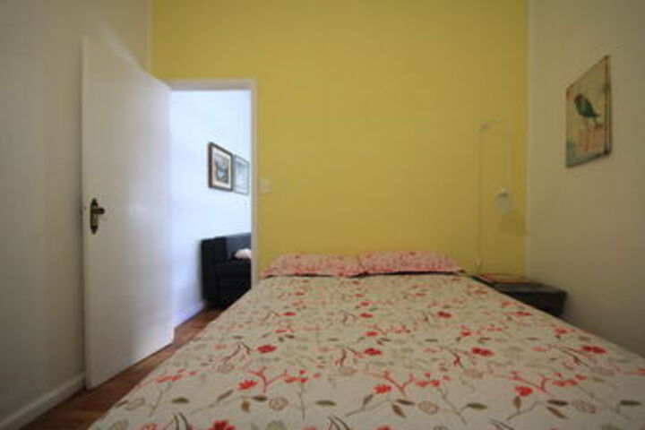 Room 7 of 19