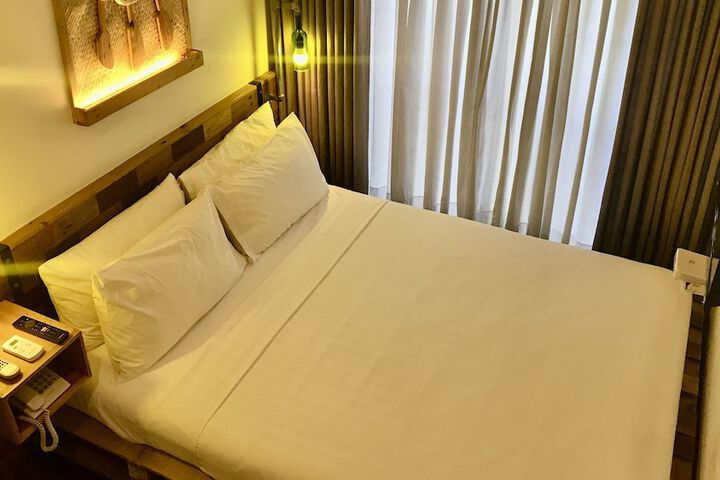 Room 4 of 101