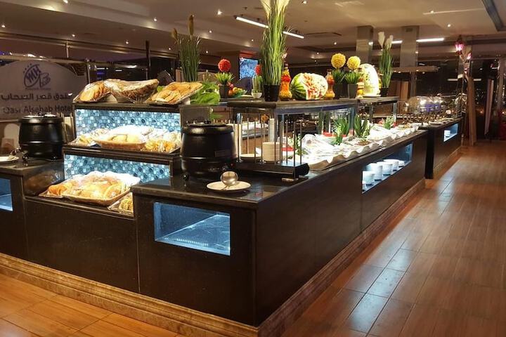 Dining Photos