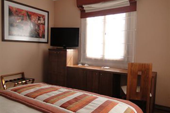 Room 26 of 50