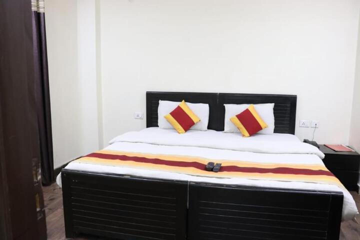 Kundan Plaza Jasola