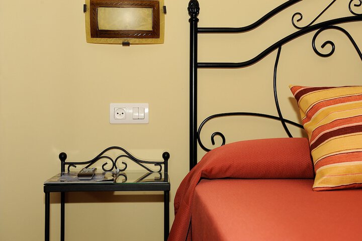 Room 14 of 61