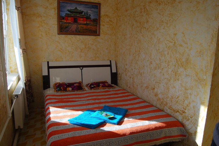 Room 3 of 43