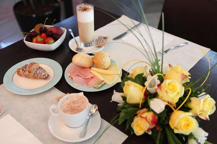 Breakfast meal