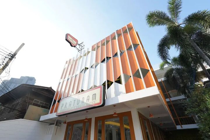 Happy Live Quest Hotel