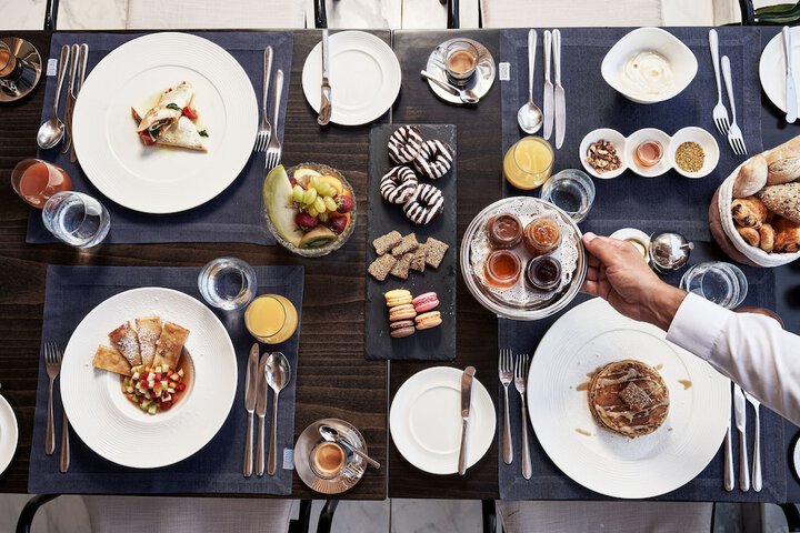 Breakfast/Coffee Service 74 of 108