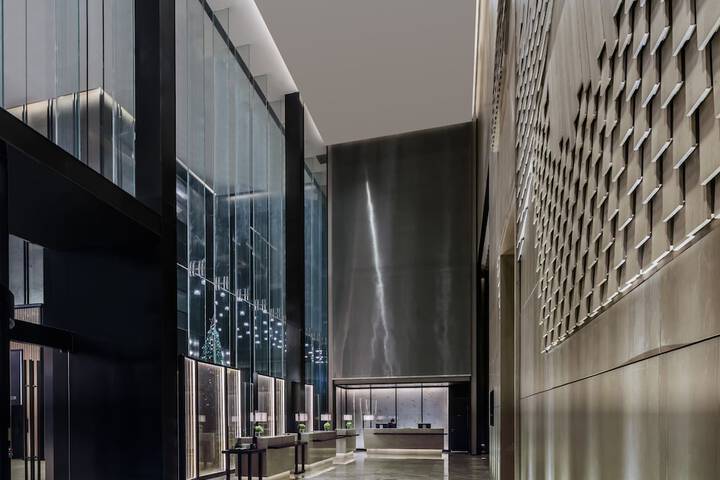Lobby Entry