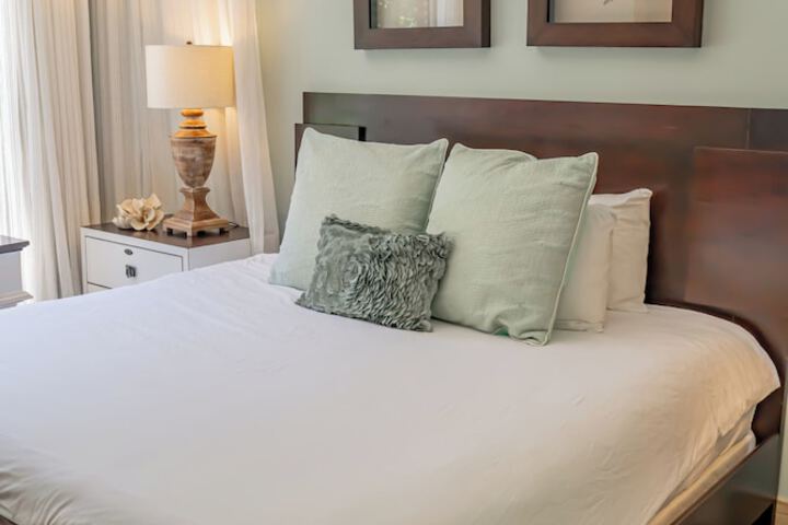 Room 42 of 219