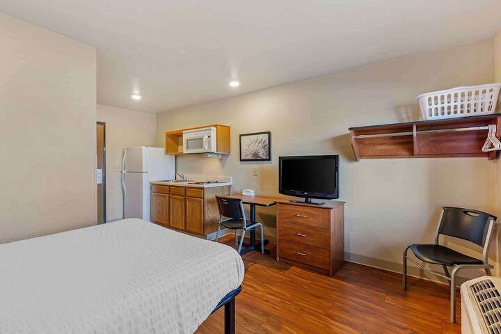 Studio Double Bed (8 of 10)