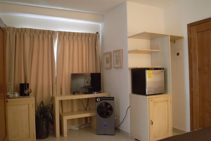 Room 30 of 59