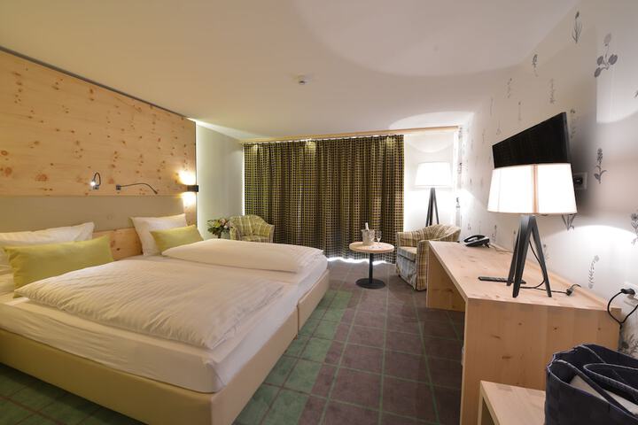 Room 20 of 65