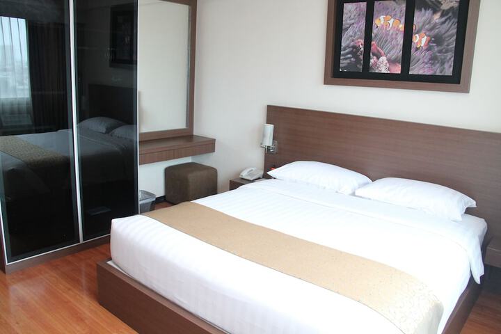 Room 13 of 88