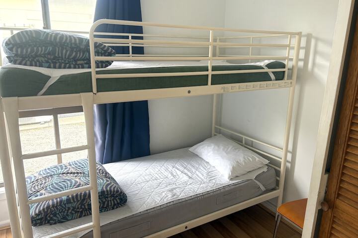 Room 15 of 151