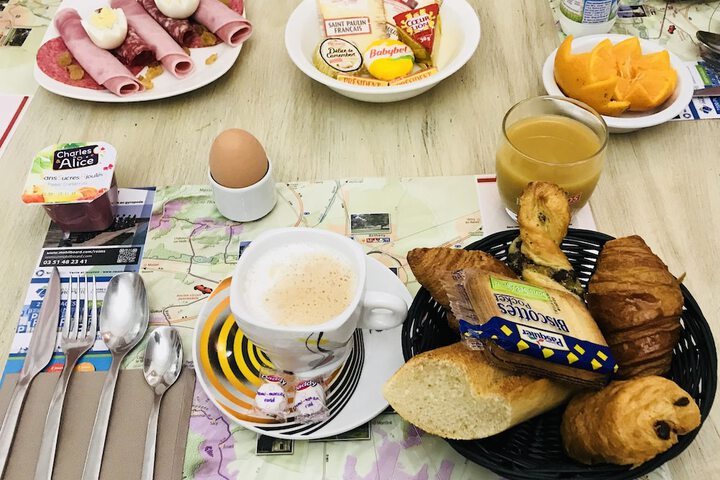 Breakfast/Coffee Service 69 of 148