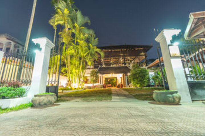 Hotel 44 of 66