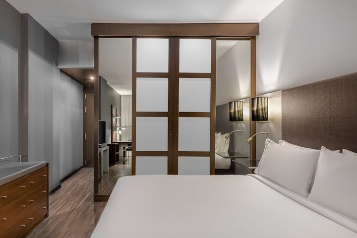 Room 20 of 65