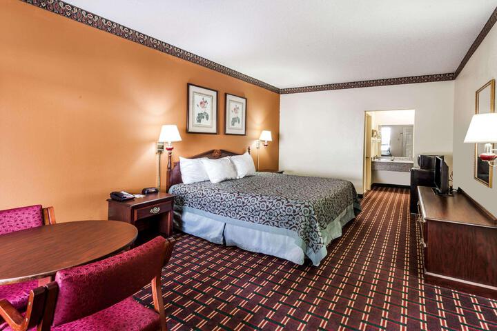 1 King Bed Accessible (2 of 13)