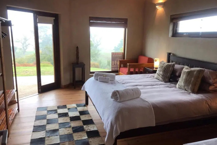 Room 2 of 11