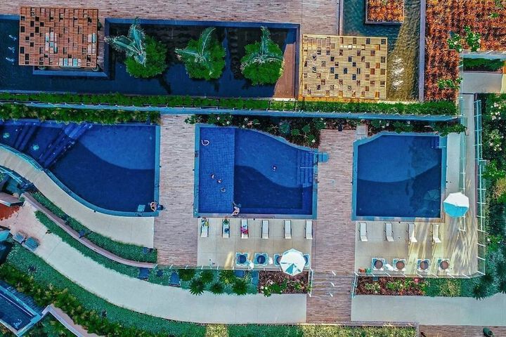 Pool 77 of 146