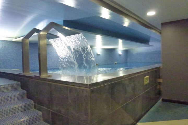 Pool 47 of 87