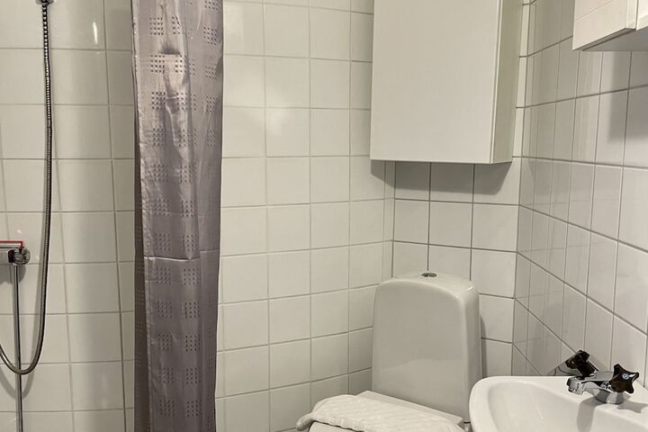 Room 103 of 149
