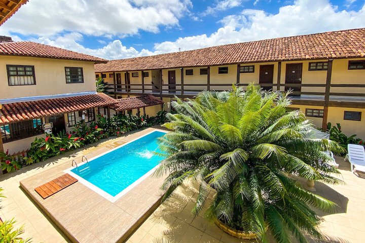 Pool Hotel