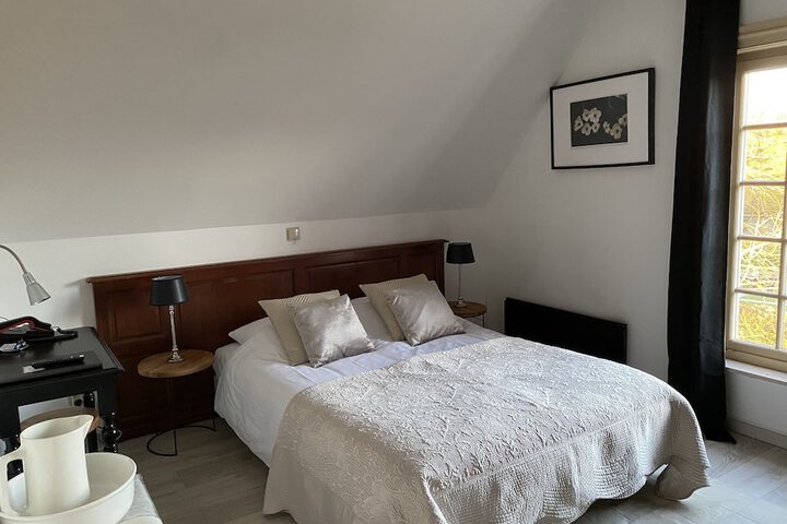 Room 15 of 43