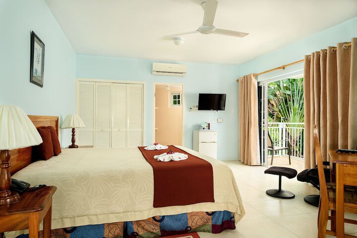 Room 17 of 79