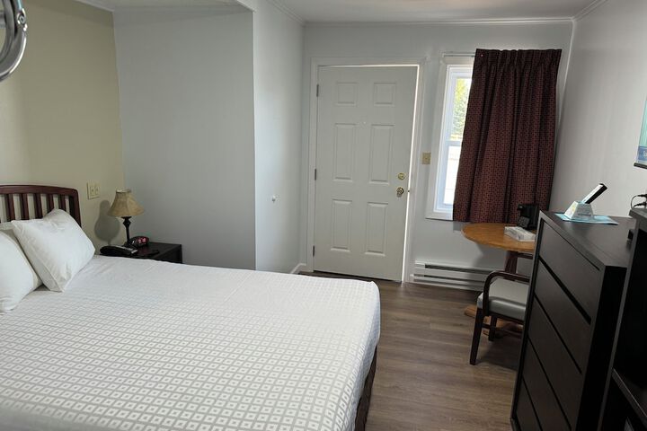 Room 29 of 83