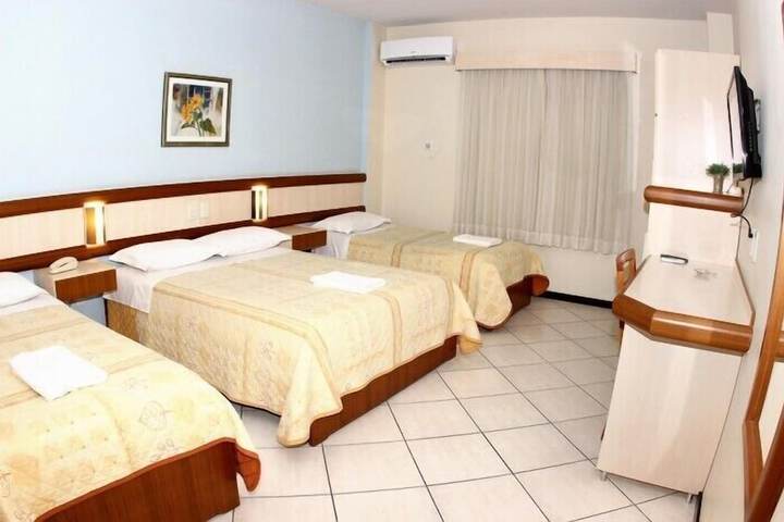 Room 16 of 60