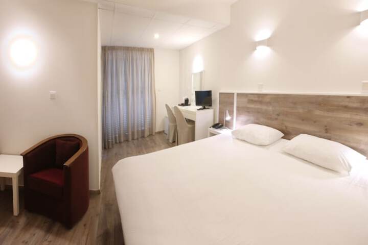 Room 20 of 75