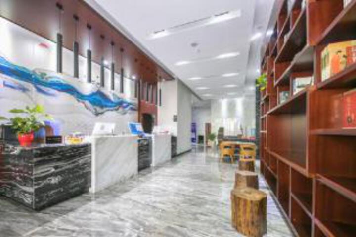 Aloft Hotel (Changsha Shuling Metro Station Branch)