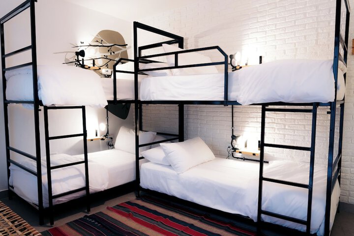 Room 18 of 50