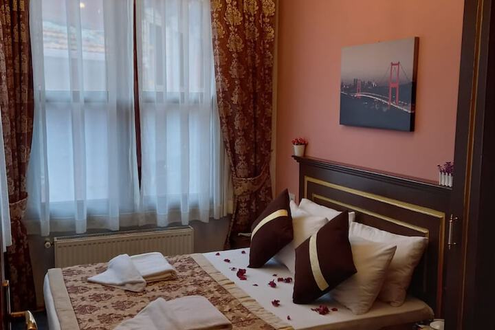 Room 21 of 69