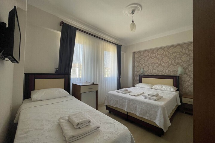 Room 20 of 93