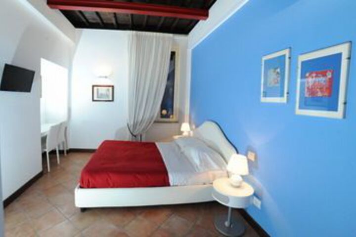 Room 50 of 91