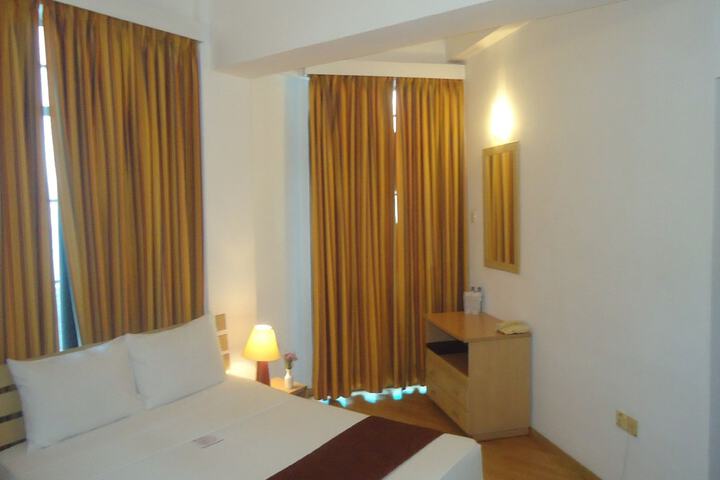 Room 10 of 59