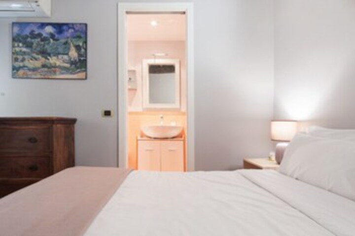 Room 22 of 25