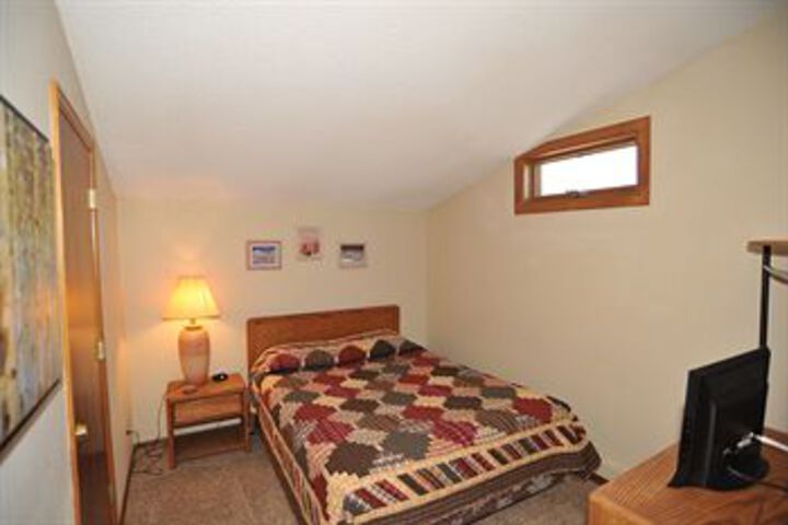 Room 31 of 106