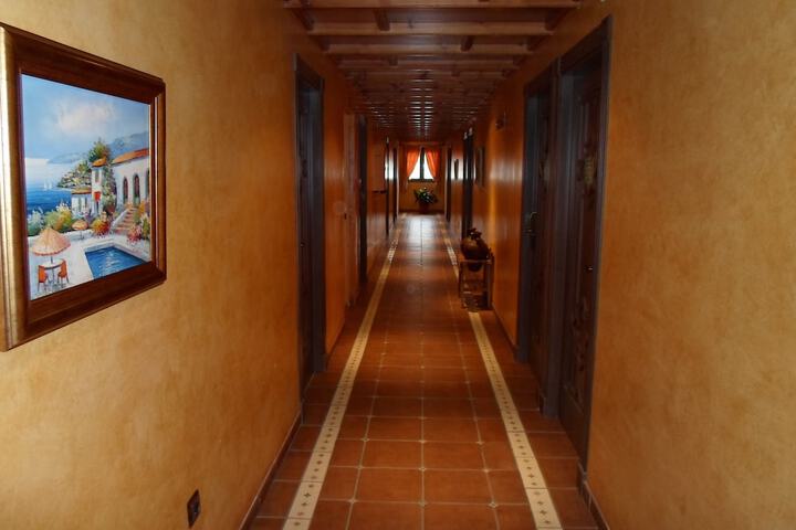 Ballroom/Hall 55 of 67