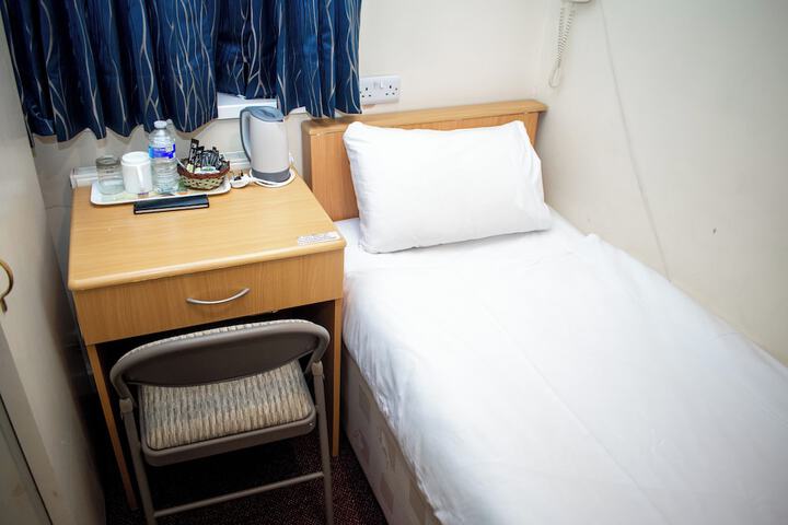 Room 97 of 157