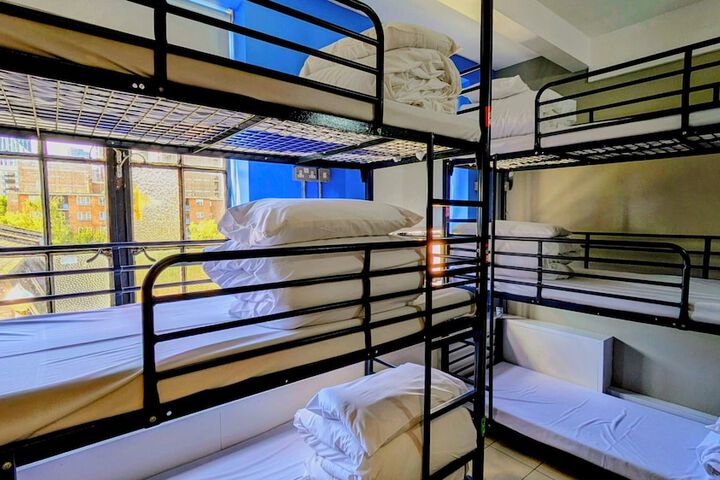 Room 34 of 98