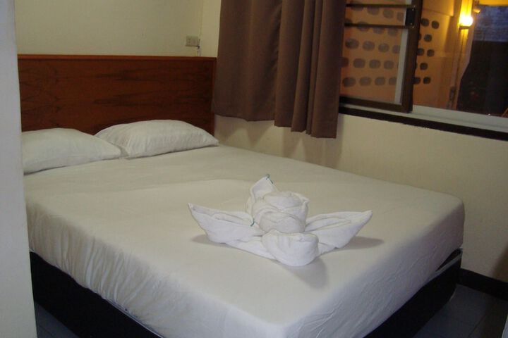 Room 40 of 86